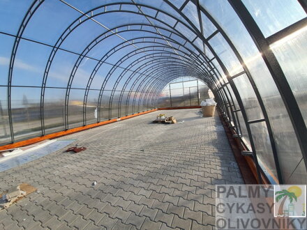 Skleník ZGT Farmer 7,5x16m realizácia v BN pohľad interier 